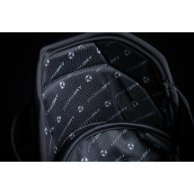 Field Armor 3™ Knees — L/XL, Black