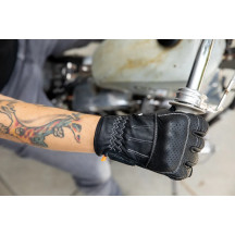Borrego Gloves — XS, Black/Light Gray, mid-length cuff