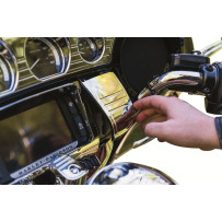 Tri-Line Stereo Trim — Chrome kit